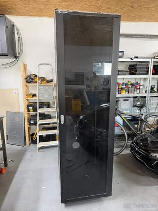 19" Rack 42U