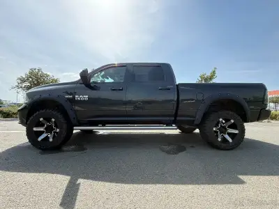 RAM 1500 SPORT 5.7 HEMI V8, ODPOČTOVÉ