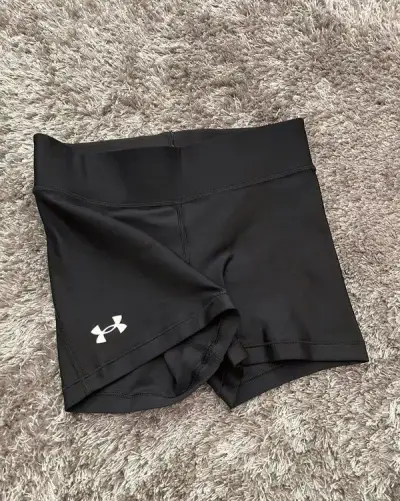 Nové kraťasy Under Armour XS