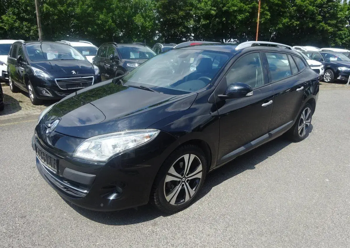 Renault MEGANE – 2012, 192 885 km