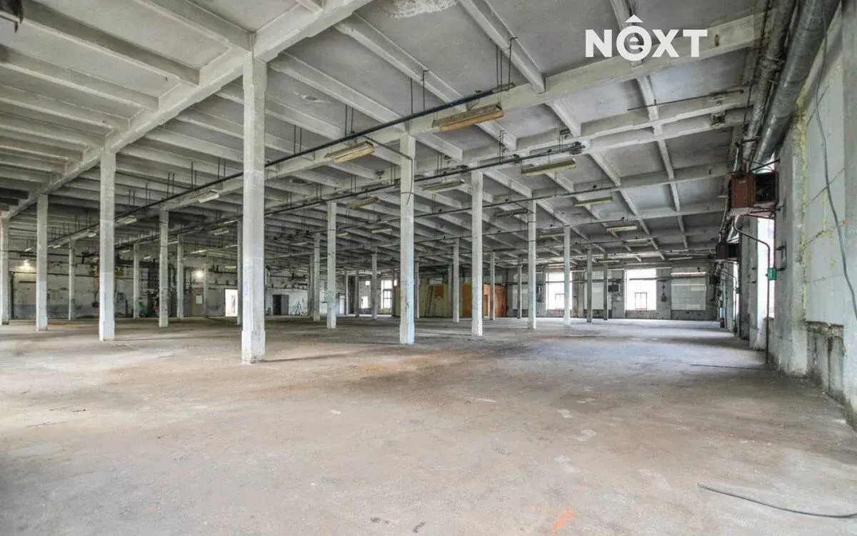 Pronájem komerční Výroba, 1 800㎡