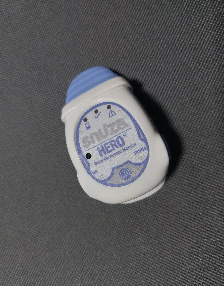 Chůvička na plínku Snuza Hero