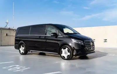 Půjčovna dodávek Mercedes-Benz V class XL