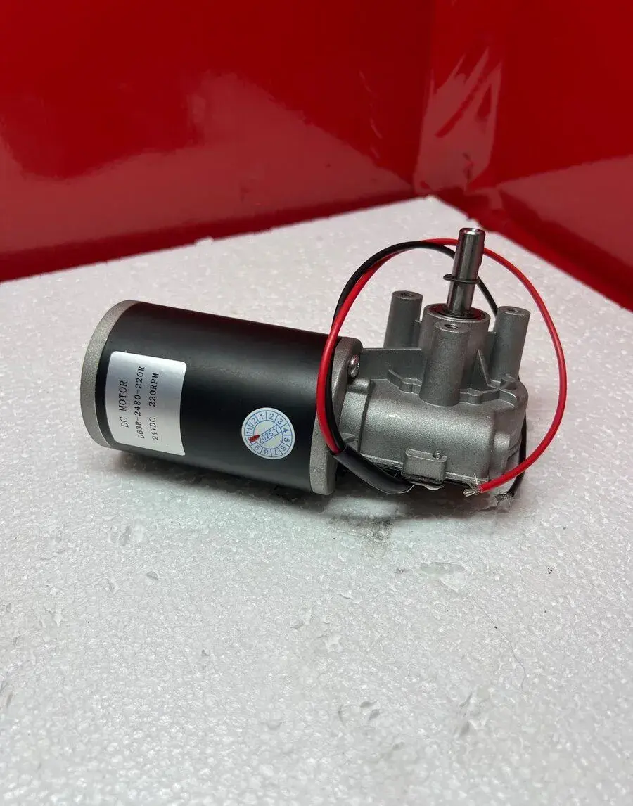 DC motor s převodovkou 24V, 220 ot./min