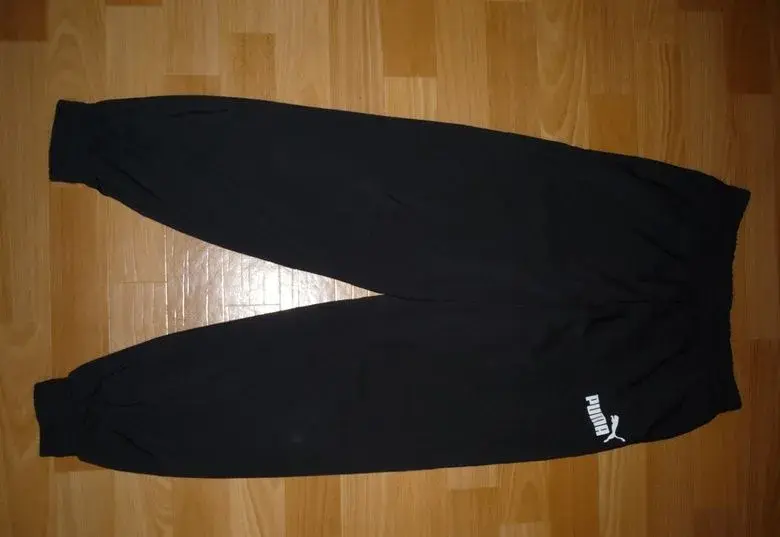 Lehké sportovní kalhoty zn Puma vel 146