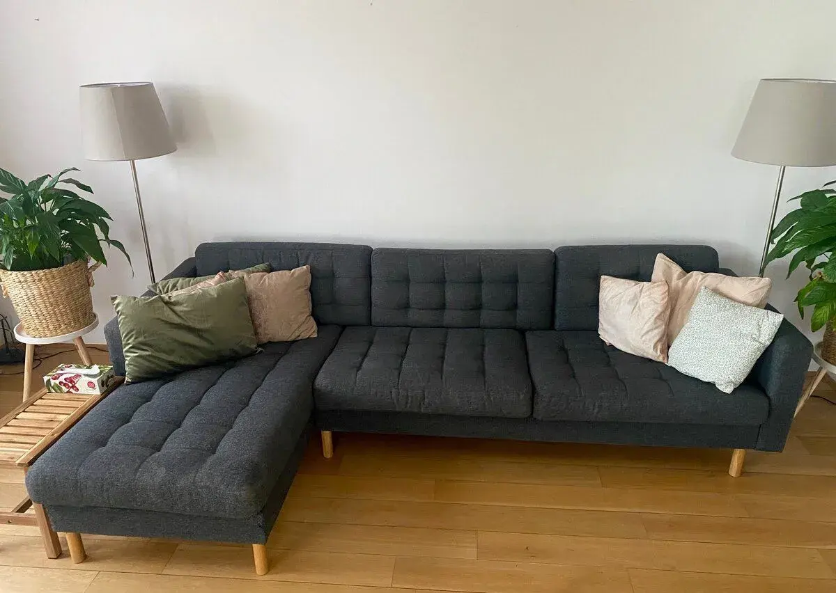 Pohovka IKEA Landskrona s lenoškou