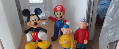 Mimozemšťan ET a další filmové postavy