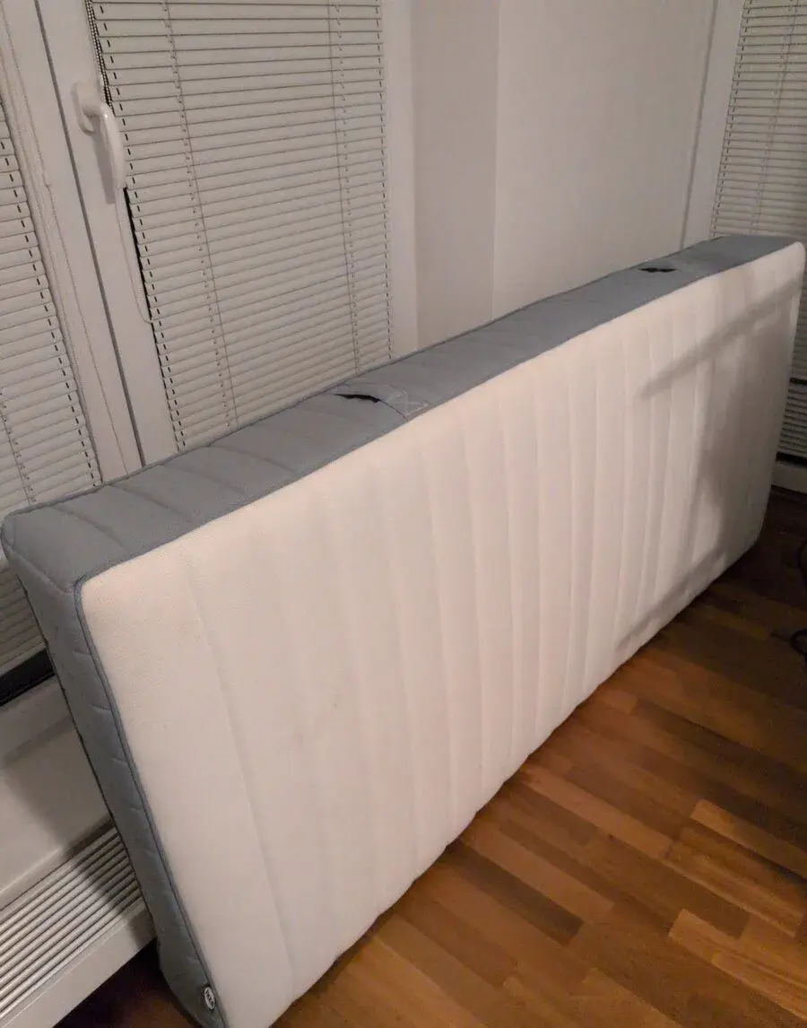 Matrace IKEA VALEVÅG 90x200, středně tvrdá