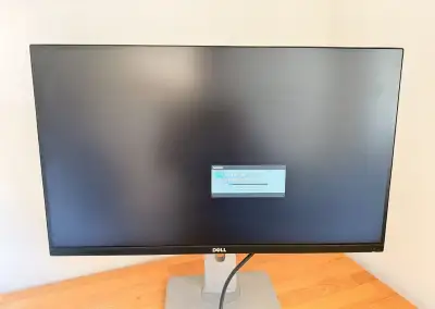 Monitor Dell UltraSharp 27" U2715H, QHD 2560x1440, IPS