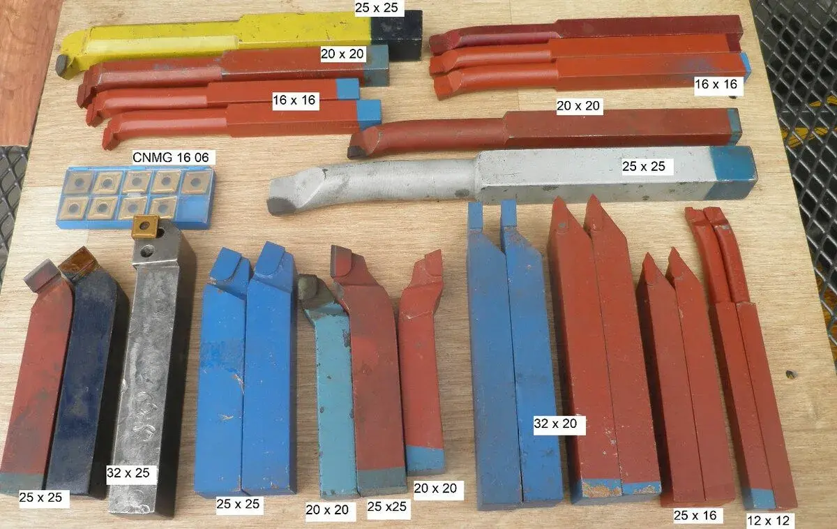 Soustružnické nože - velké - 25ks