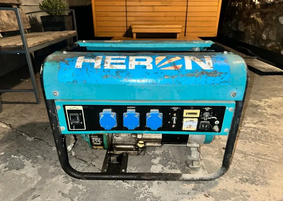 Elektrocentrála HERON EGM 30 AVR 2,8 kW – funkční