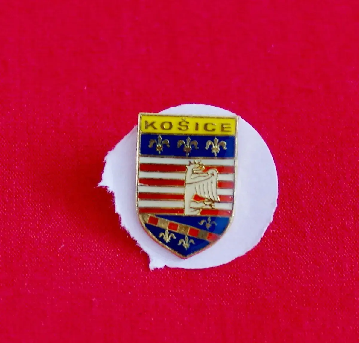 Kovový odznak Košice Městský znak Slovenská republika KSC
