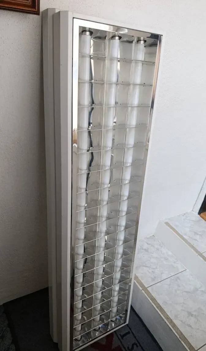 2x zářivkové světlo 120 cm