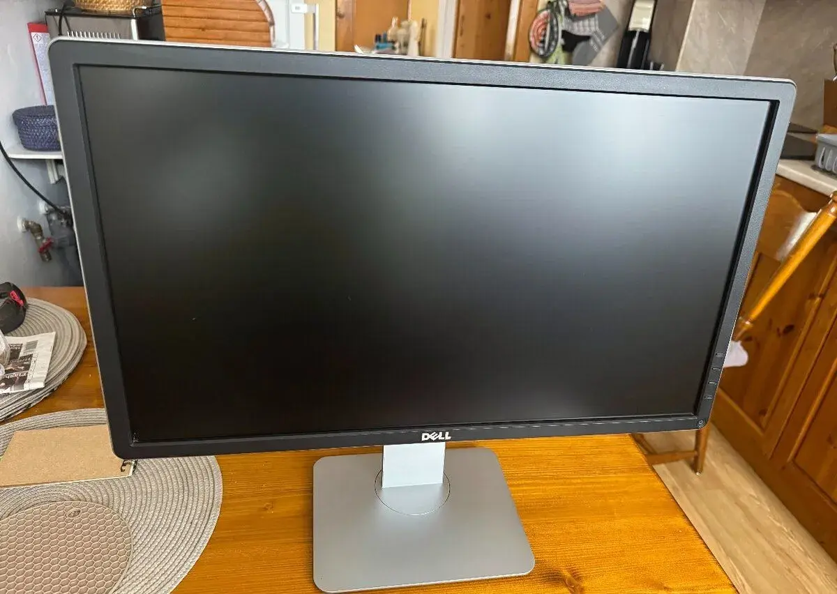 LCD monitor Dell P2314Ht 23´