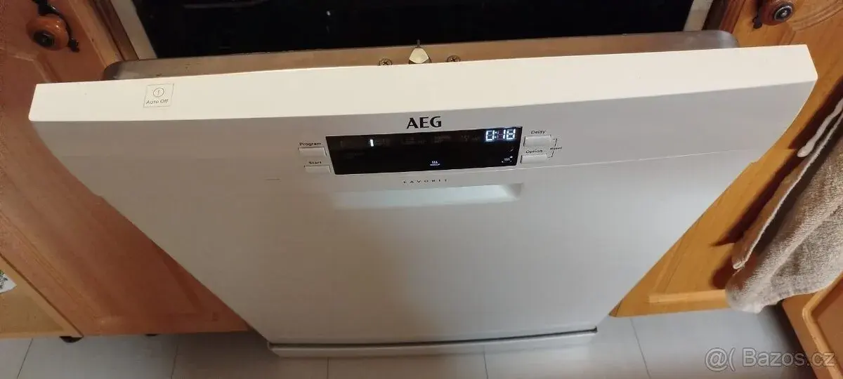 Myčka AEG samostatně stojící