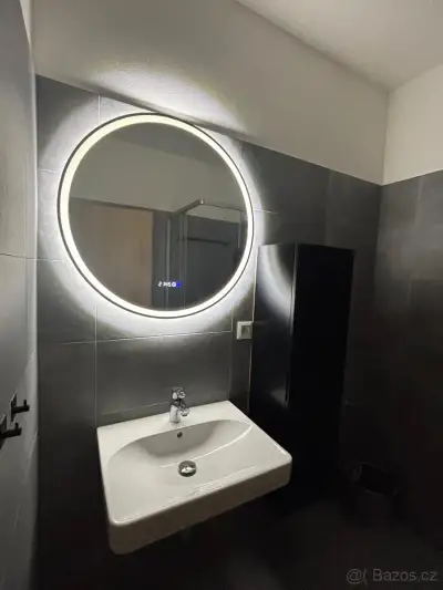 Koupelnové LED zrcadlo Rivo, CERANO
