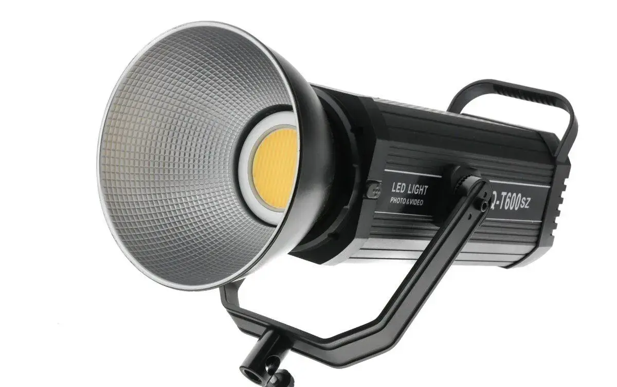 Profesionální 500W COB LED světlo – výkonné studiové světlo