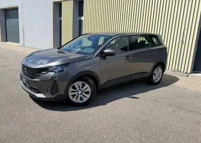 Peugeot 5008 – 2021, 136 870 km