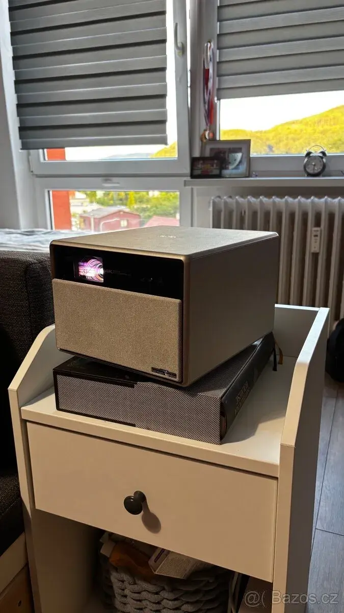 Projektor Xgimi Horizon Ultra 4K + 135” plátno