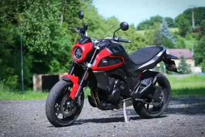 JD 750 by Jawa Retro