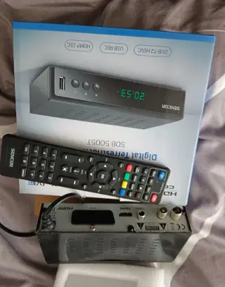 Zánovní příjímač DVD T2