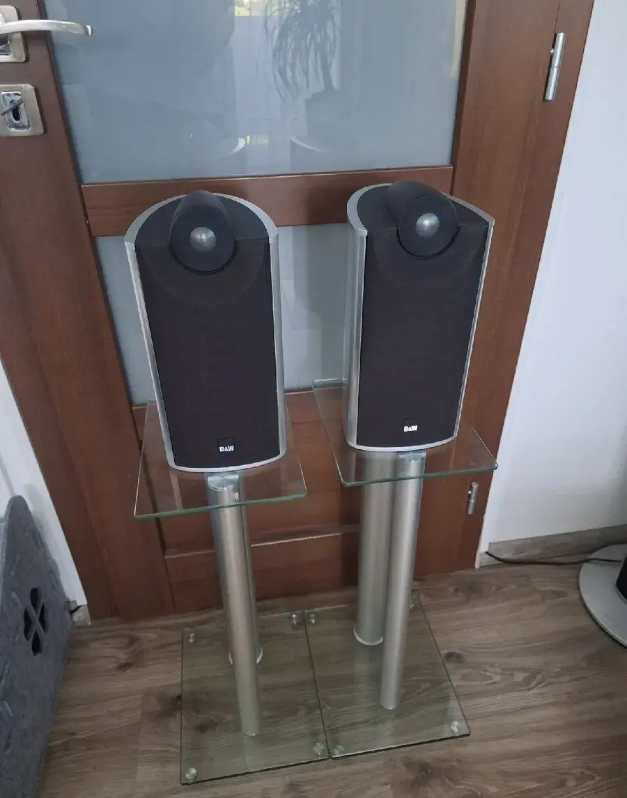 BOWERS & WILKINS XT2. NAUTILUS.