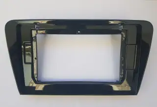 Rámeček autorádia 10" pro Škoda Octavia III