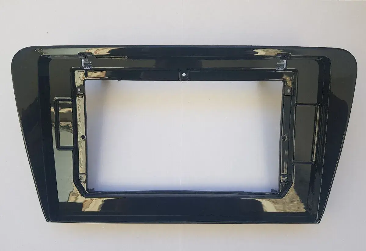 Rámeček autorádia 10" pro Škoda Octavia III