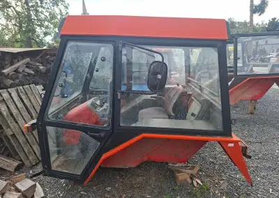 Kabina zetor uřI
