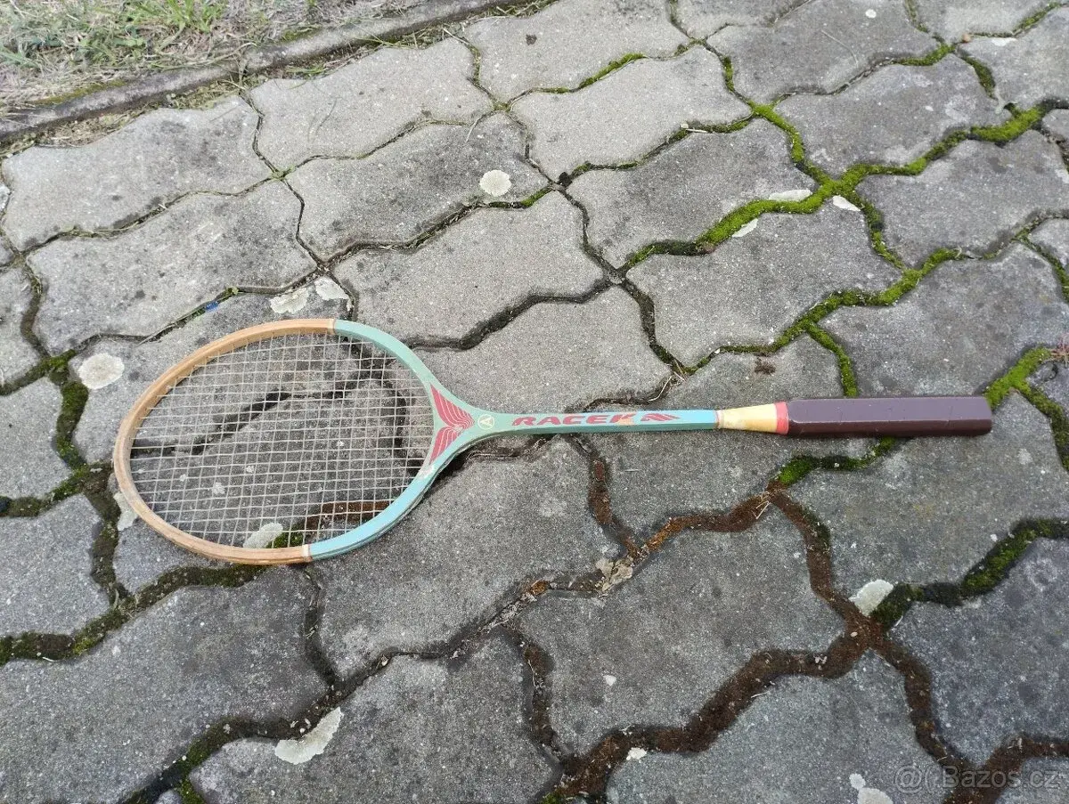 Retro dětská tenisová raketa Racek