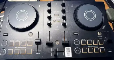 AlphaTheta DDJ-FLX2
