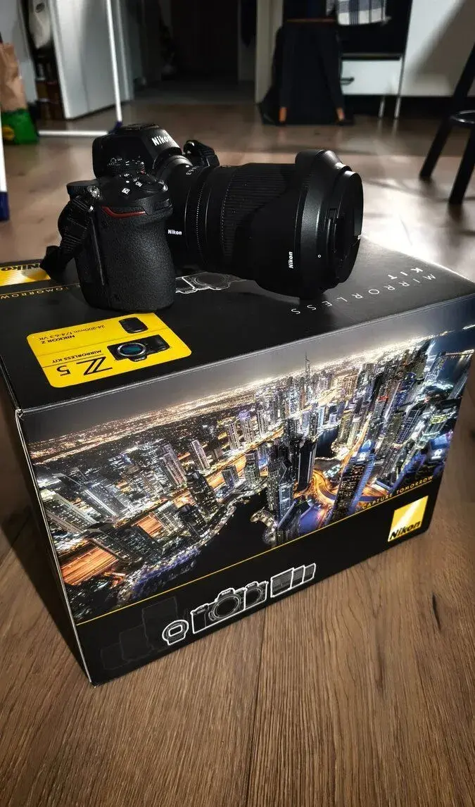Nikon Z5 + Nikkor Z 24-200mm f/4-6.3 VR