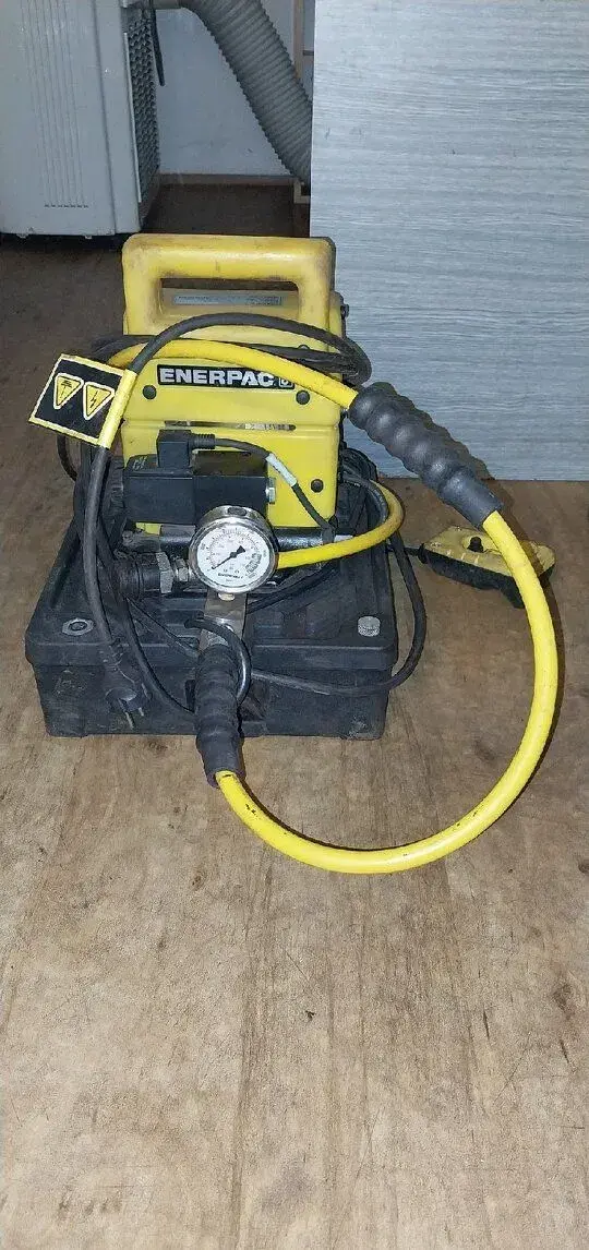 Enerpac PUD1301E