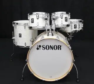 Sonor AQ2 bicí