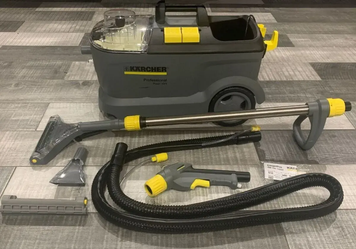 Čistič Karcher Puzzi 10/1