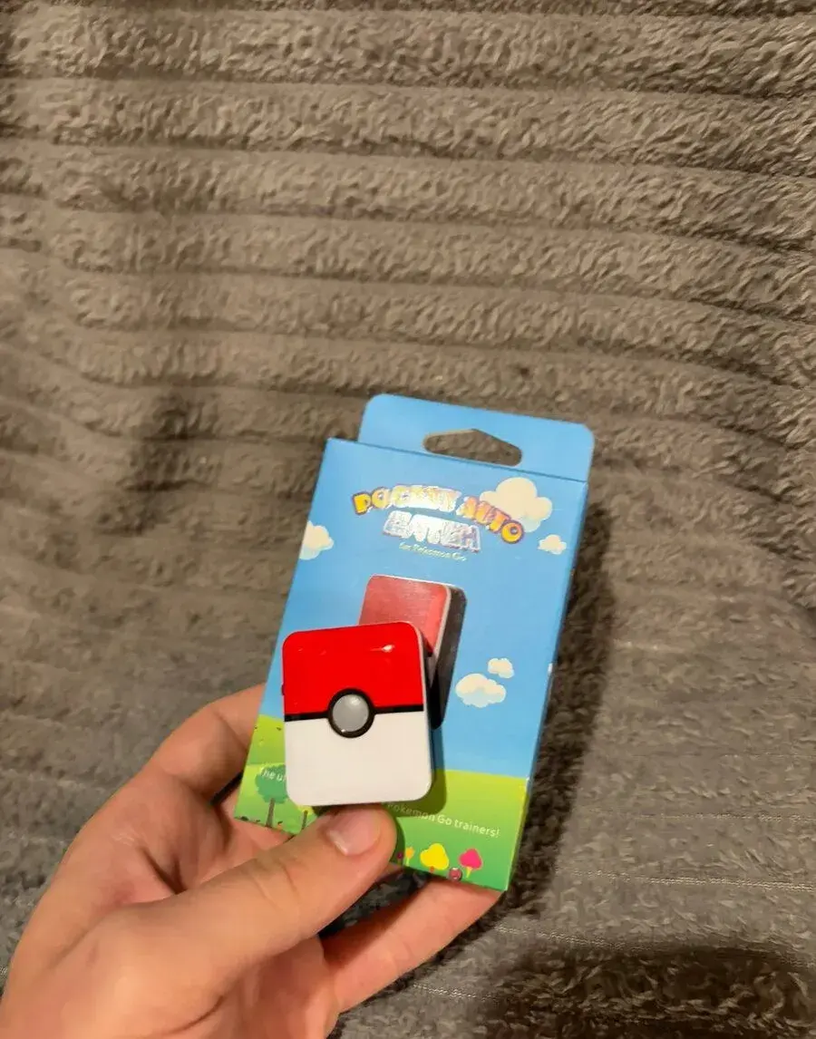 Pocket Auto Catch na Pokémon GO + balíček Pokémon karet