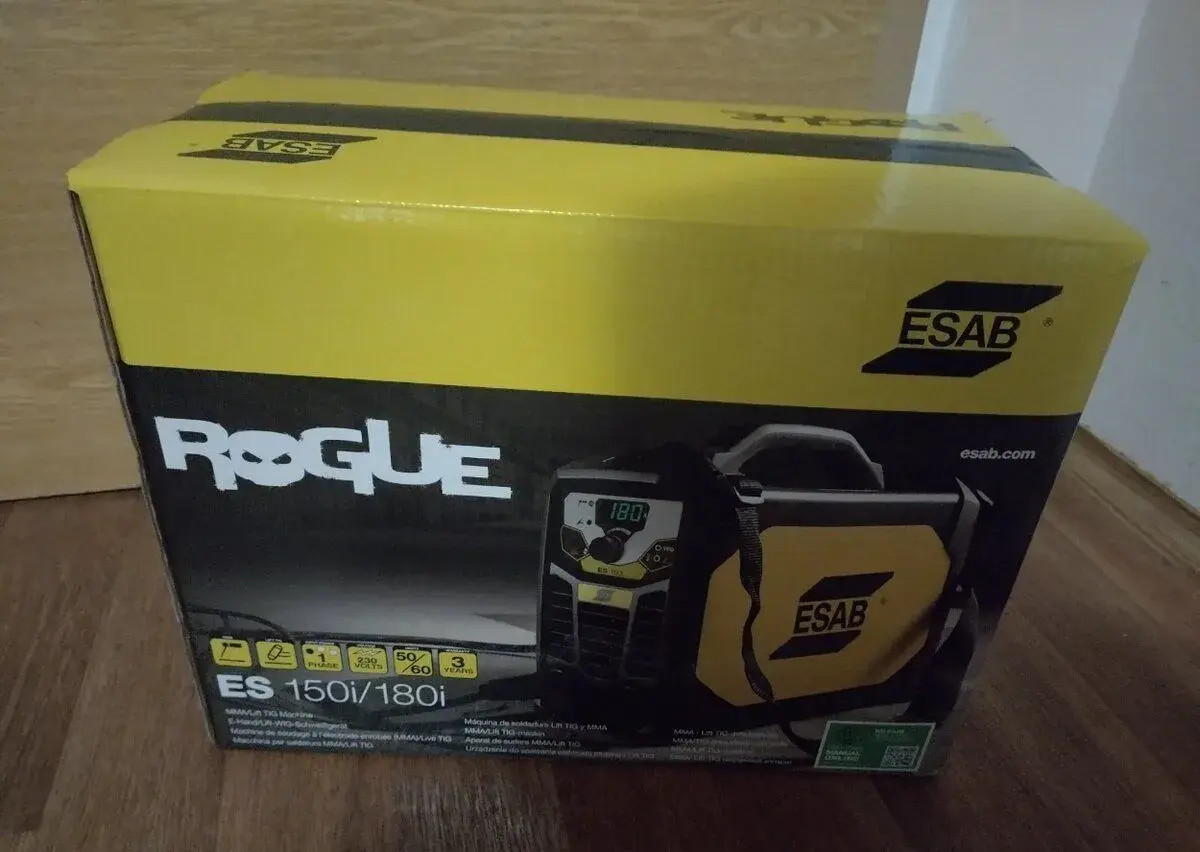 svařovací invertor ESAB Rogue ES 150i/180i