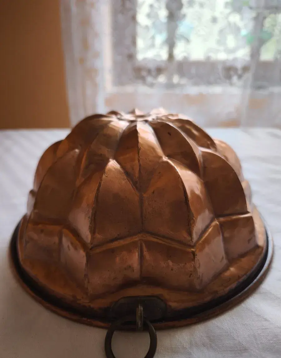 Forma na bábovku měděná starožitná