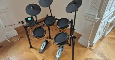 elektronické bicí ALESIS NITRO MESH KIT