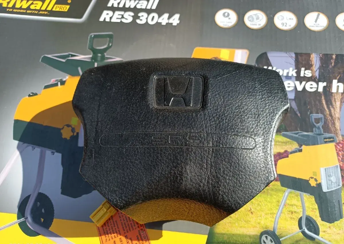 Honda airbag