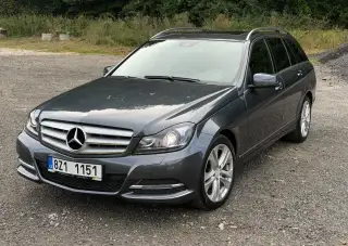 Mercedes-Benz C – 2012, 280 000 km