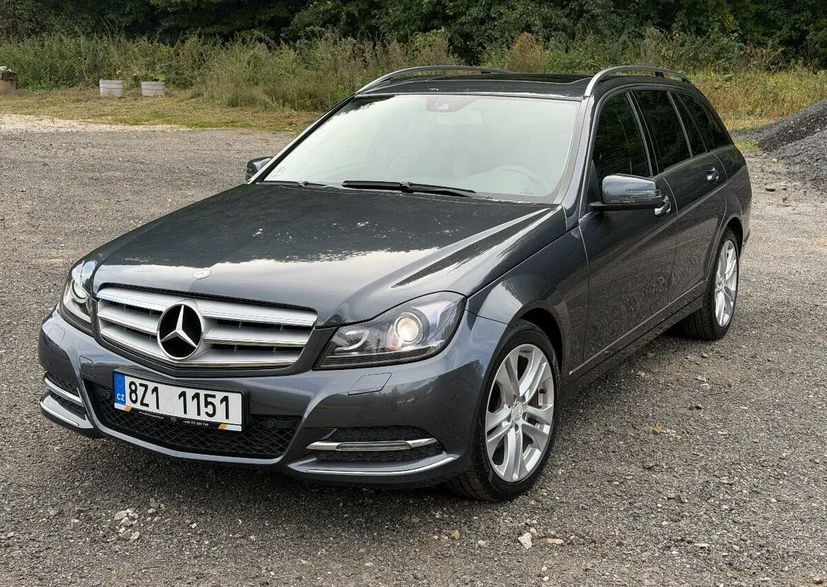 Mercedes-Benz C – 2012, 280 000 km