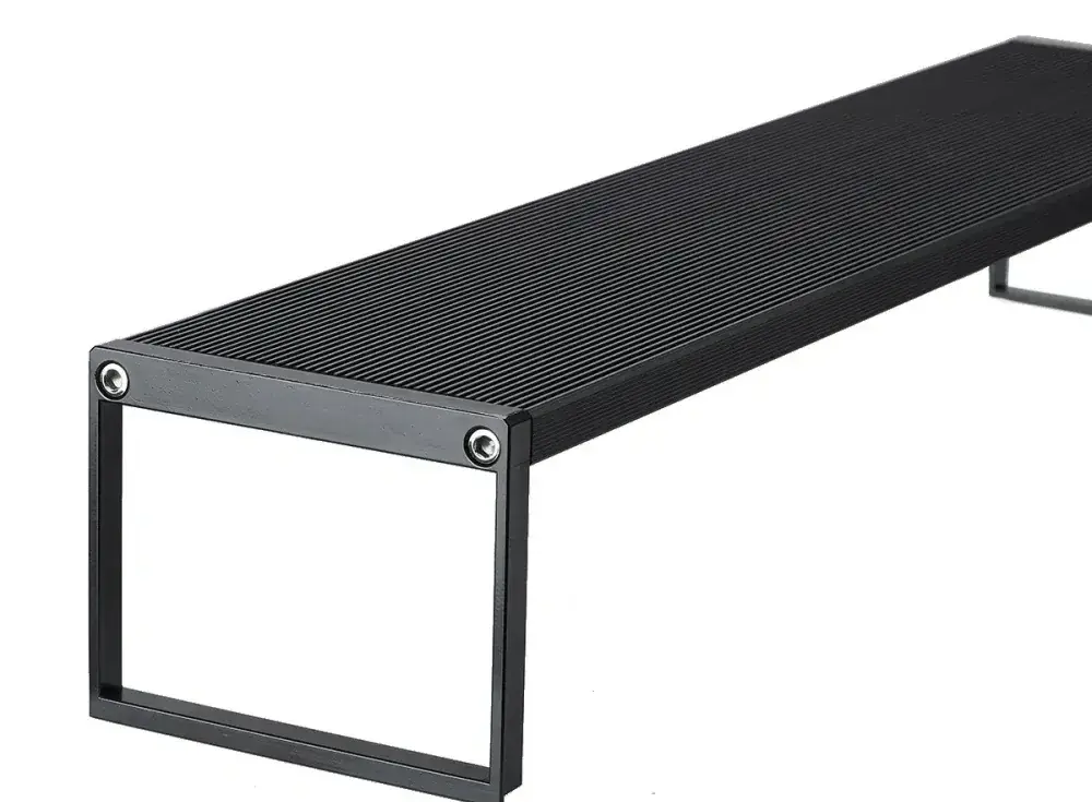 Elegantní LED osvětlení pro akvária Chihiros 120-140cm