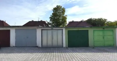 Pronájem garáže, 17 m², Ak. Bydžovského, Veselí nad Lužnicí