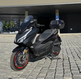Honda Forza 350