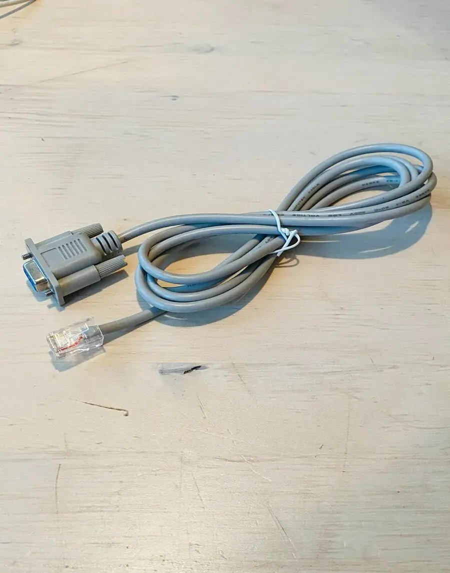 Propojovací kabel DB9 (RS232) RJ45