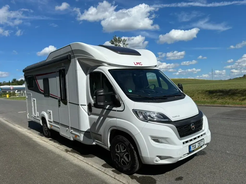 LMC TOURER 730G LIFT,AUTOMAT, KLIMA, SAT,TV,SOLAR, TAŽNÉ
