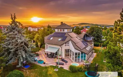 Vila 5+kk | 305 m² | pozemek 1 174 m² | Plzeň – Černice