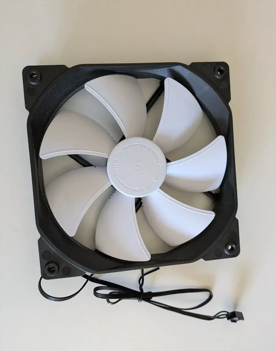 Fractal Design DYNAMIC X2 GP-14 ventilátor 3x