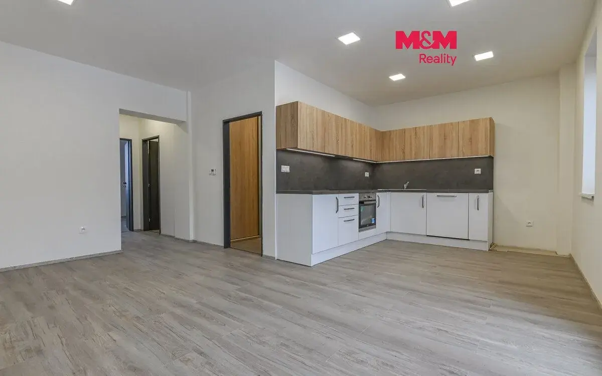 Pronájem bytu 2+kk, 53 m², Opava, ul. Pekařská